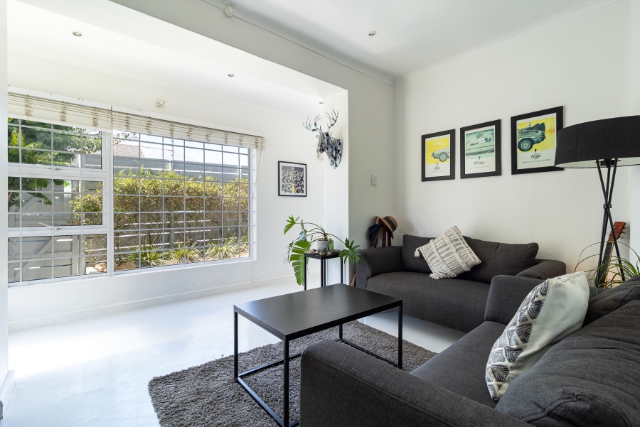 To Let 1 Bedroom Property for Rent in Vredehoek Western Cape